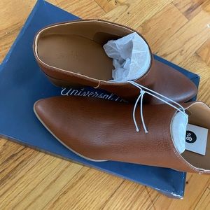 Universal thread women boots